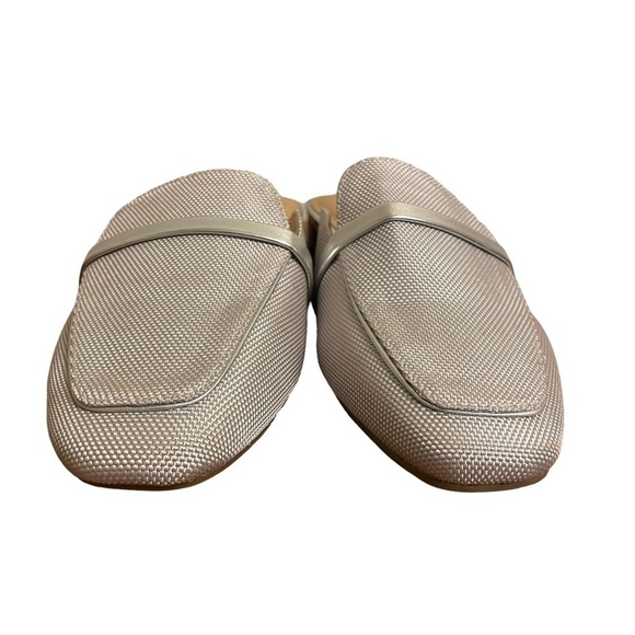 NWT Marc Fisher Namila Silver Tailored Mules Flats Size 7 - Picture 7 of 15